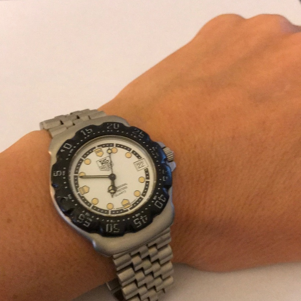 Tag Heuer Formula 1 unisex quartz diving watch